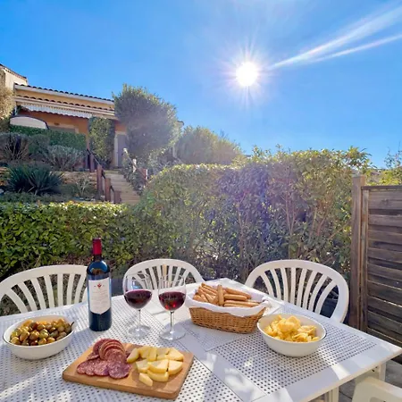 L'instant Douceur, 2 Pers, Piscine A Calvisson